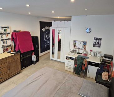 2.5-room loft on the ground floor - Photo 5