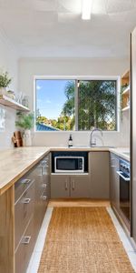 1/13-15 Marine Parade, Redcliffe - Photo 3