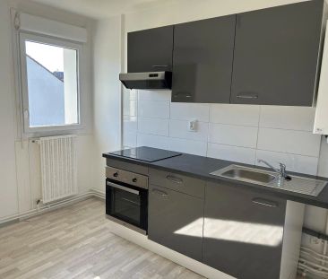 Appartement à louer 4 pièces 82.66m² - Photo 5