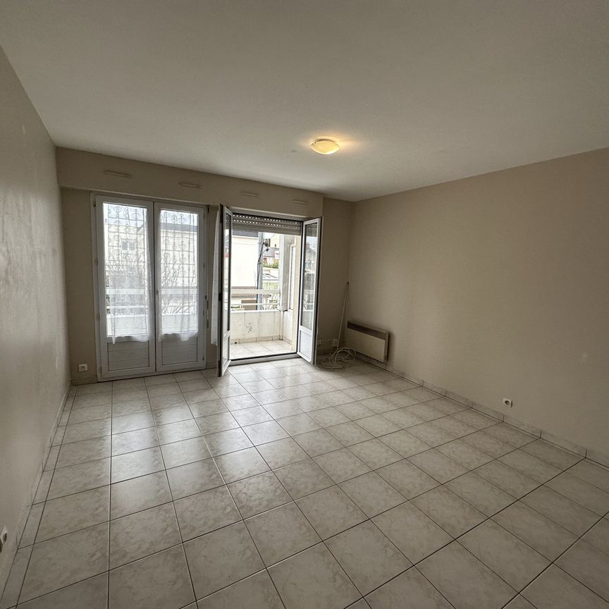 Location Appartement 1 pièce 27m² PONTAULT COMBAULT 77340 - Photo 1