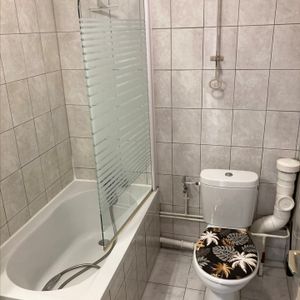 Location Appartement 3 pièces 45m² - Photo 2