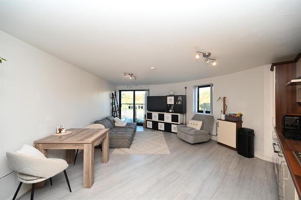 13 Titanic Walk, Ballymacarrett Road, Belfast, BT4 1BT - Photo 1