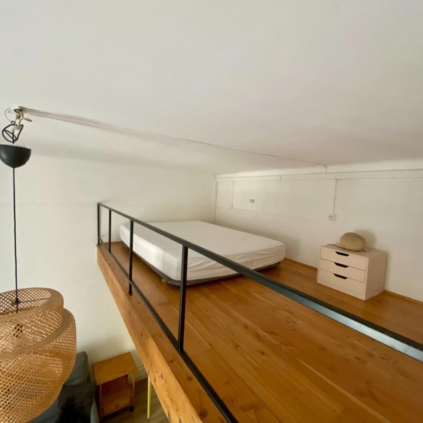 « STUDIO MEUBLE AVEC MEZZANINE 42.03M² » - Photo 1