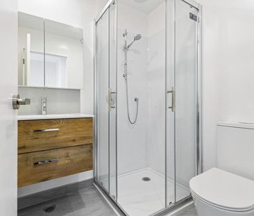 Stunning Two-Bedroom Townhouse for Rent in ... - Photo 5