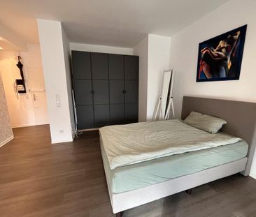 Geräumige und möblierte 1-Zimmer-Wohnung zur Untermiete - Photo 1