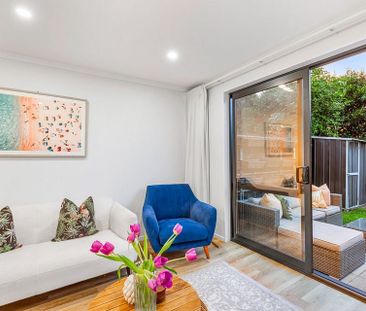 Pet negotiable beautiful sunny townhouse - Photo 6