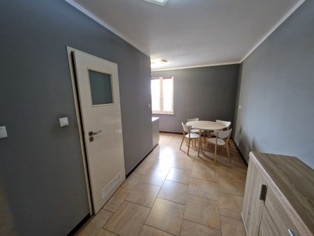 Duża kawalerka na os. Słonecznym - Фото 4