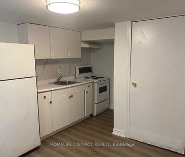 For Lease - 135 Emerson Avenue, Toronto, Ontario - Photo 4