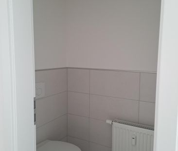 AuÃergewÃ¶hnliche 2-Raum Maisonette Wohnung mit Terrasse - Photo 3