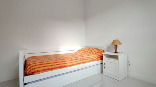 For rent for seasons two bedroom flat in Puerto de la Cruz, well located, necessary services nearby. - Photo 1