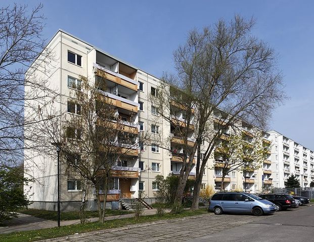 3-Raum-Wohnung Erich-Kästner-Straße 5 - Photo 1