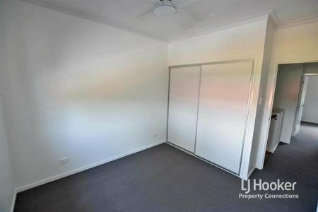 PRIVATE. HANDY LOCATION - Photo 3