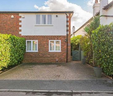 Beecot Lane, Walton-on-thames, Surrey, KT12 - Photo 1