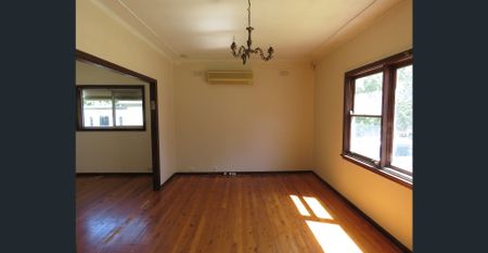 Handy Location!!! - Photo 3