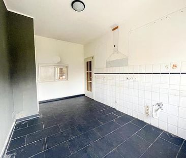 GROßZÜGIGE 2-WOHNUNG IN KREFELD-CRAUCAU ZU VERMIETEN! - Photo 1