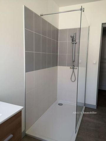 Location Maison 4 pièces 90m² - Photo 4