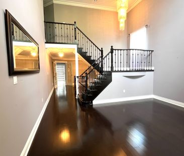 For Lease - 5256 Rome Crescent, Burlington, Ontario - Photo 2