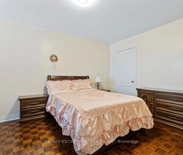 Detached Home For Lease | W9251835 - Photo 6