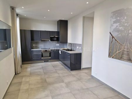 Location Appartement 2 pièces NICE 06300 - Photo 4