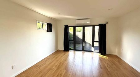 MOUNT WELLINGTON, 2 BEDROOMS - Photo 3
