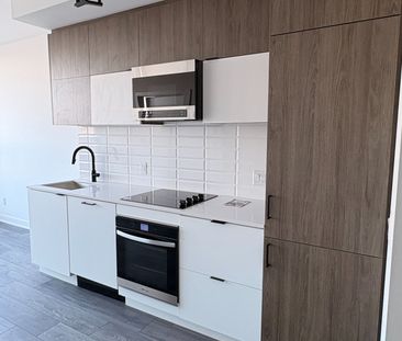 For Lease - 8888 Yonge Street Unit# 712, Richmond Hill, Ontario - Photo 2