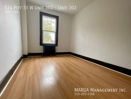 CHARMING 1BEDROOM/1BATH APARTMENT IN DOWNTOWN + HYDRO - Photo 2