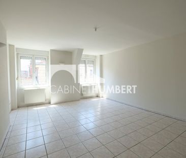 Location Appartement 3 pièces 85m² ST ETIENNE 42000 - Photo 1