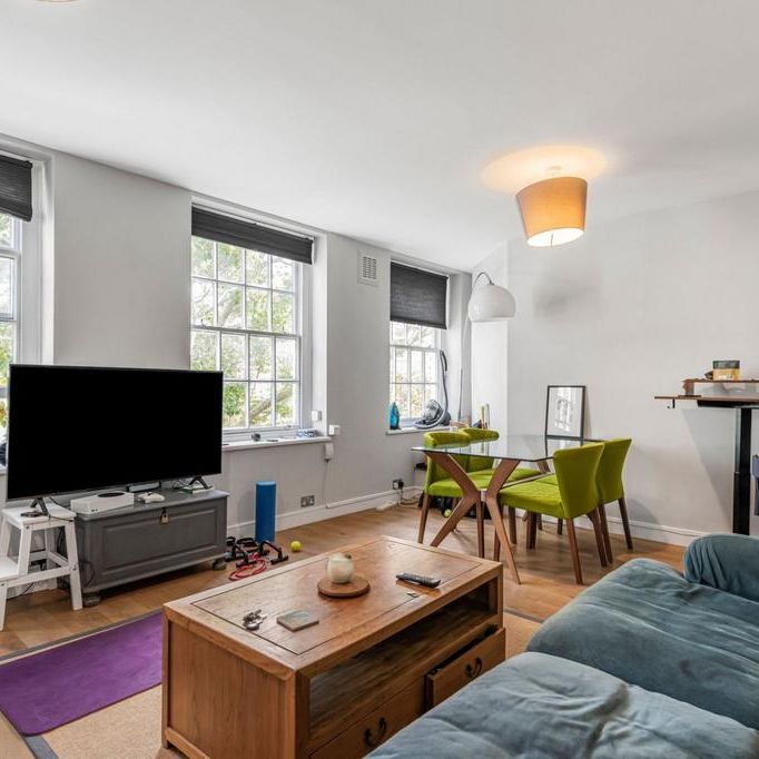 3 bedroom flat to rent - Photo 1