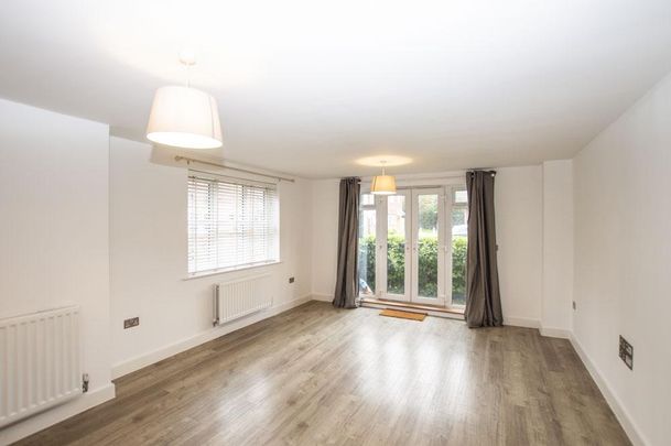 2 bedroom detached house to rent - Photo 1