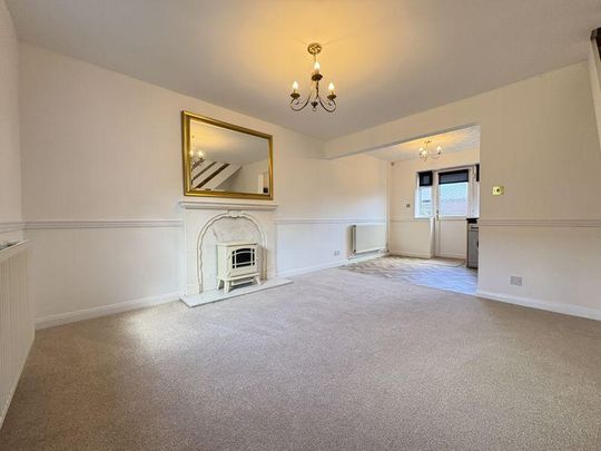 2 bedroom terraced house to rent - Photo 1