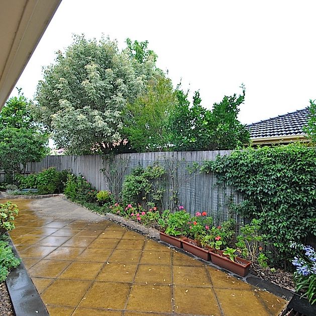 5 Albert Place, Dingley Village VIC 3172 - House For Rent | Domain - Photo 1