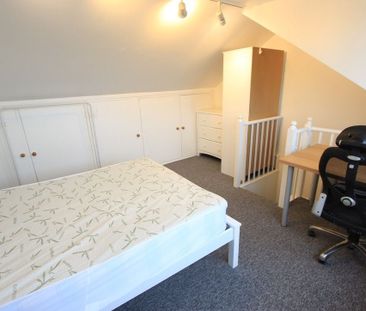 5 Bed Terraced House, Blackstock Road, N4 - Photo 3