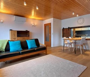 Von Privat: Vollmöbilierte DG-Wohnung mit Klimaanlage - Photo 1