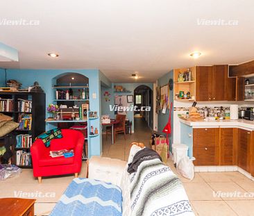 3 Bedroom Detached Home @ College & Ossington - Photo 2