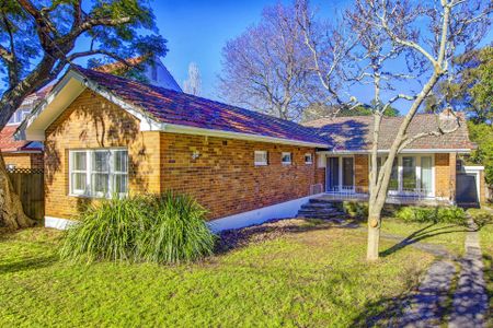 Low Maintenance Family Home - Photo 5