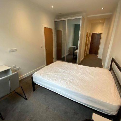 Student Apartment 2 bedroom, City Centre, Sheffield - Photo 1