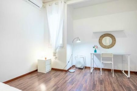 Carrer de Muntaner, Barcelona, Catalonia 08021 - Photo 5