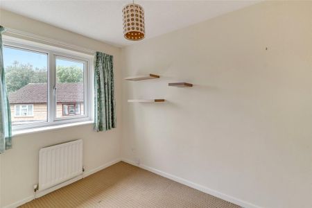 2 bedroom end of terrace house to rent - Photo 5