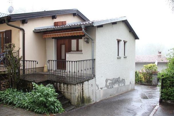 2-Zimmer-Hausteil mit kleiner Terrasse / 2-room house with a small terrace - Photo 1