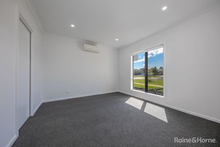 754 Elizabeth street, Sunbury, VIC 3429 - Photo 2