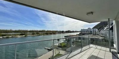 Traumhafte Terrassenwohnung in der "Ersten Reihe" am Wasser - Photo 3