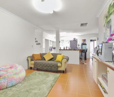 Family Home with Ducted Evap Air - Photo 1