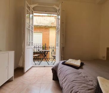 Carrer de l'Editor Manuel Aguilar, Valencia, Valencian Community 46001 - Photo 6