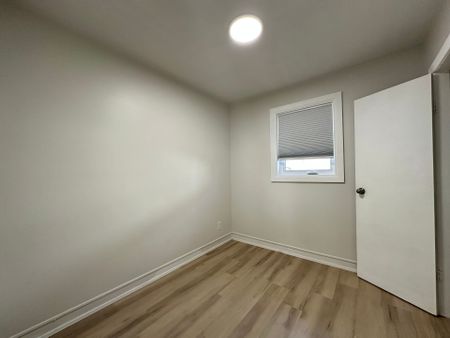 For Lease - 99 Jay Street, Toronto, Ontario - Photo 4