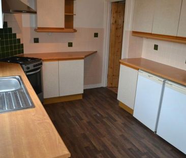 2 bedroom terraced house to rent - Photo 6