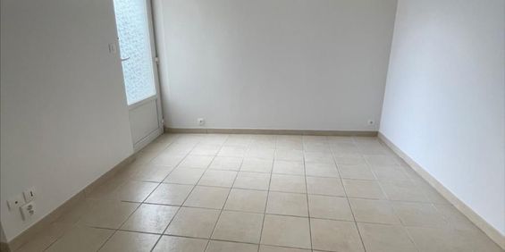 Centre-ville - 2 pièces - RDC sur cour - Photo 3