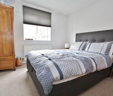 1 bedroom end of terrace house to rent - Photo 2