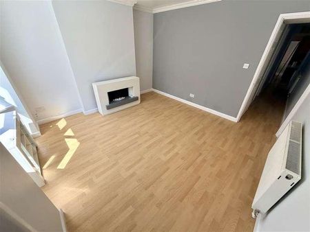 Grove Road, Stockingford, CV10 - Photo 2