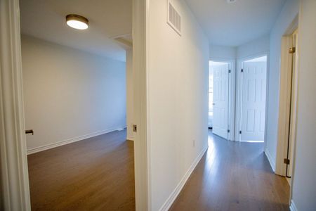 For Lease - 5116 Vetere Street, Mississauga, Ontario - Photo 5