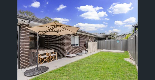 Modern family home in prime location - Photo 1